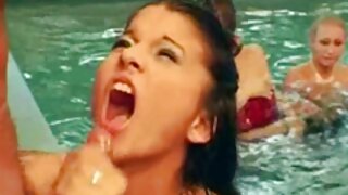 Неверојатната домаќинка Валентина Бјанко го зема курот на љубовникот во пичката и сврши на лицето - 2022-02-21 19:00:58